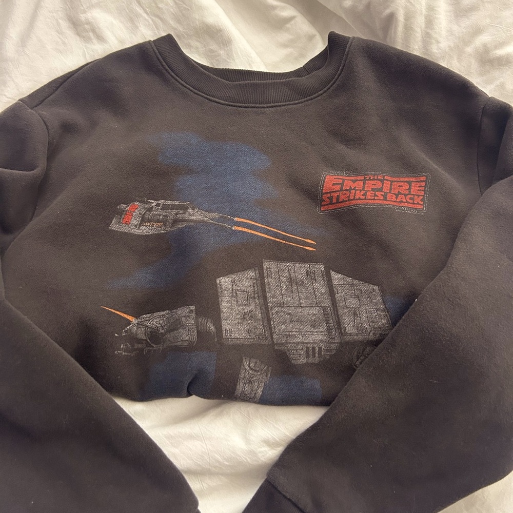 Hollister Star Wars crewneck